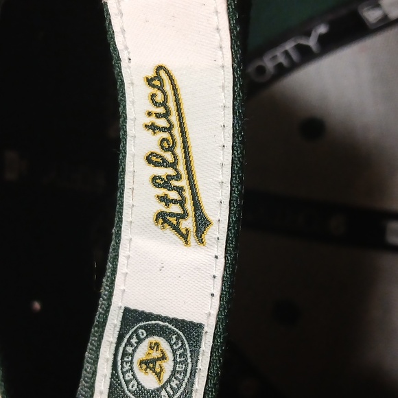 New Era Oakland Athletics Green Yellow Youth Hat NWY - Picture 2 of 7